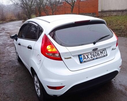 Белый Форд Фестива, объемом двигателя 1.2 л и пробегом 73 тыс. км за 5800 $, фото 1 на Automoto.ua