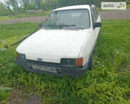 Белый Форд Фиеста, объемом двигателя 0 л и пробегом 100 тыс. км за 500 $, фото 3 на Automoto.ua