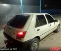 Белый Форд Фиеста, объемом двигателя 1.8 л и пробегом 185 тыс. км за 950 $, фото 1 на Automoto.ua