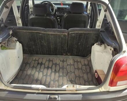 Белый Форд Фиеста, объемом двигателя 1.3 л и пробегом 306 тыс. км за 1400 $, фото 9 на Automoto.ua