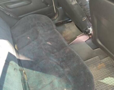 Белый Форд Фиеста, объемом двигателя 1.3 л и пробегом 306 тыс. км за 1400 $, фото 6 на Automoto.ua