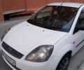 Белый Форд Фиеста, объемом двигателя 1.3 л и пробегом 214 тыс. км за 3700 $, фото 7 на Automoto.ua