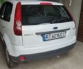Білий Форд Фієста, об'ємом двигуна 1.3 л та пробігом 179 тис. км за 2700 $, фото 2 на Automoto.ua
