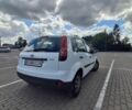 Белый Форд Фиеста, объемом двигателя 1.3 л и пробегом 216 тыс. км за 3300 $, фото 4 на Automoto.ua