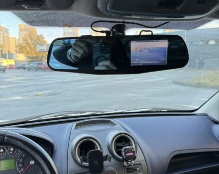 Белый Форд Фиеста, объемом двигателя 1.2 л и пробегом 275 тыс. км за 3200 $, фото 7 на Automoto.ua