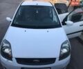 Білий Форд Фієста, об'ємом двигуна 1.3 л та пробігом 229 тис. км за 3950 $, фото 3 на Automoto.ua