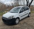 Белый Форд Фиеста, объемом двигателя 1.3 л и пробегом 290 тыс. км за 2800 $, фото 1 на Automoto.ua