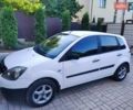 Белый Форд Фиеста, объемом двигателя 1.3 л и пробегом 250 тыс. км за 3800 $, фото 1 на Automoto.ua