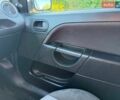 Білий Форд Фієста, об'ємом двигуна 1.24 л та пробігом 139 тис. км за 2700 $, фото 16 на Automoto.ua