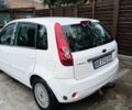 Белый Форд Фиеста, объемом двигателя 1.24 л и пробегом 214 тыс. км за 3800 $, фото 8 на Automoto.ua