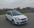 Белый Форд Фиеста, объемом двигателя 1.24 л и пробегом 185 тыс. км за 2950 $, фото 12 на Automoto.ua