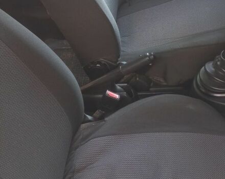 Белый Форд Фиеста, объемом двигателя 1.3 л и пробегом 225 тыс. км за 3200 $, фото 4 на Automoto.ua