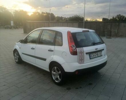 Форд Фиеста 2007 в Черкассах на Automoto.ua Белый Форд Фиеста, объемом двигателя 1.3 л и пробегом 235 тыс. км за 3600 $, фото 2 на Automoto.ua