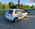 Білий Форд Фієста, об'ємом двигуна 1.24 л та пробігом 139 тис. км за 2700 $, фото 5 на Automoto.ua