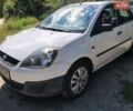 Белый Форд Фиеста, объемом двигателя 1.25 л и пробегом 333 тыс. км за 2400 $, фото 1 на Automoto.ua