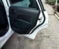 Білий Форд Фієста, об'ємом двигуна 1.2 л та пробігом 185 тис. км за 2850 $, фото 12 на Automoto.ua