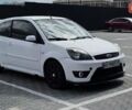 Білий Форд Фієста, об'ємом двигуна 2 л та пробігом 183 тис. км за 4200 $, фото 1 на Automoto.ua
