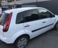 Білий Форд Фієста, об'ємом двигуна 1.25 л та пробігом 228 тис. км за 3998 $, фото 1 на Automoto.ua