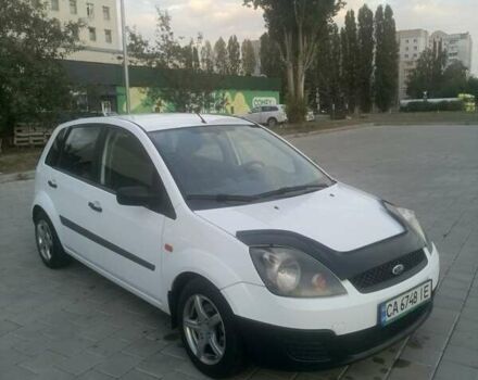 Форд Фиеста 2007 в Черкассах на Automoto.ua Белый Форд Фиеста, объемом двигателя 1.3 л и пробегом 235 тыс. км за 3600 $, фото 7 на Automoto.ua
