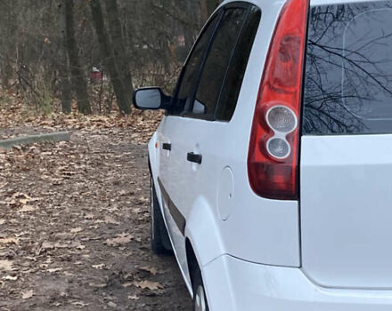 Белый Форд Фиеста, объемом двигателя 1.25 л и пробегом 277 тыс. км за 3350 $, фото 11 на Automoto.ua