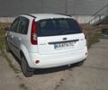 Білий Форд Фієста, об'ємом двигуна 1.3 л та пробігом 191 тис. км за 3500 $, фото 3 на Automoto.ua