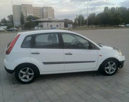 Форд Фиеста 2007 в Черкассах на Automoto.ua Белый Форд Фиеста, объемом двигателя 1.3 л и пробегом 235 тыс. км за 3600 $, фото 6 на Automoto.ua