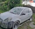 Білий Форд Фієста, об'ємом двигуна 1.4 л та пробігом 285 тис. км за 4000 $, фото 1 на Automoto.ua