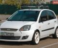 Білий Форд Фієста, об'ємом двигуна 1.3 л та пробігом 264 тис. км за 3200 $, фото 6 на Automoto.ua