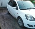 Білий Форд Фієста, об'ємом двигуна 1.2 л та пробігом 185 тис. км за 2850 $, фото 1 на Automoto.ua