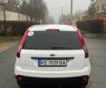 Белый Форд Фиеста, объемом двигателя 1.3 л и пробегом 228 тыс. км за 2899 $, фото 4 на Automoto.ua