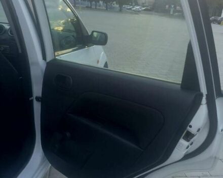 Форд Фиеста 2007 в Черкассах на Automoto.ua Белый Форд Фиеста, объемом двигателя 1.3 л и пробегом 235 тыс. км за 3600 $, фото 14 на Automoto.ua