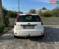 Білий Форд Фієста, об'ємом двигуна 1.2 л та пробігом 215 тис. км за 3300 $, фото 4 на Automoto.ua