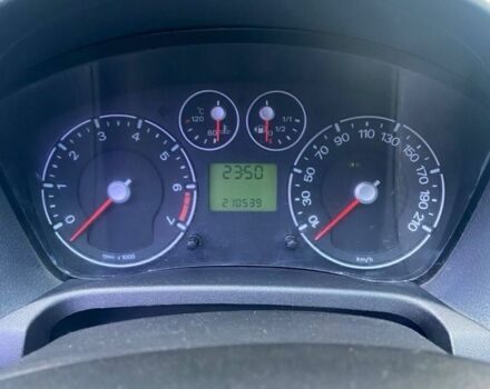 Белый Форд Фиеста, объемом двигателя 1.3 л и пробегом 211 тыс. км за 2900 $, фото 2 на Automoto.ua