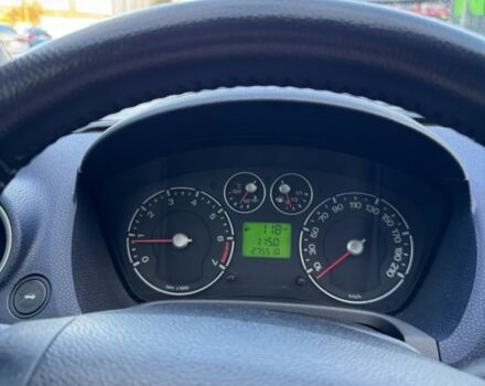 Белый Форд Фиеста, объемом двигателя 1.2 л и пробегом 275 тыс. км за 3200 $, фото 6 на Automoto.ua