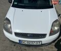 Белый Форд Фиеста, объемом двигателя 1.4 л и пробегом 225 тыс. км за 3800 $, фото 7 на Automoto.ua