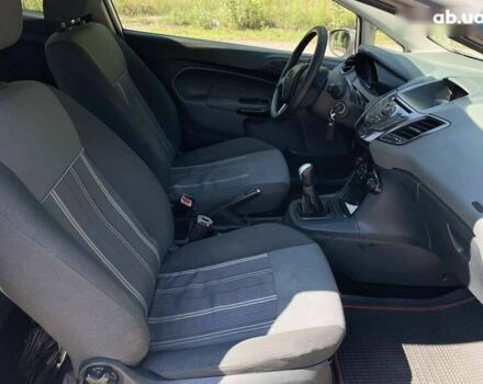 Білий Форд Фієста, об'ємом двигуна 1.4 л та пробігом 181 тис. км за 5600 $, фото 16 на Automoto.ua