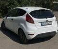 Білий Форд Фієста, об'ємом двигуна 1.4 л та пробігом 181 тис. км за 5600 $, фото 5 на Automoto.ua