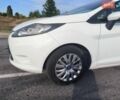 Білий Форд Фієста, об'ємом двигуна 1.4 л та пробігом 265 тис. км за 5500 $, фото 18 на Automoto.ua