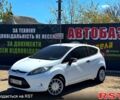 Белый Форд Фиеста, объемом двигателя 1.4 л и пробегом 200 тыс. км за 5000 $, фото 1 на Automoto.ua