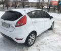 Белый Форд Фиеста, объемом двигателя 1.25 л и пробегом 180 тыс. км за 5500 $, фото 2 на Automoto.ua