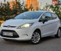Білий Форд Фієста, об'ємом двигуна 1.25 л та пробігом 179 тис. км за 4500 $, фото 26 на Automoto.ua