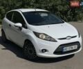 Белый Форд Фиеста, объемом двигателя 1.4 л и пробегом 181 тыс. км за 4999 $, фото 1 на Automoto.ua