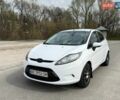 Белый Форд Фиеста, объемом двигателя 1.25 л и пробегом 226 тыс. км за 4699 $, фото 1 на Automoto.ua