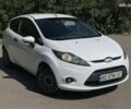 Білий Форд Фієста, об'ємом двигуна 1.4 л та пробігом 181 тис. км за 5600 $, фото 1 на Automoto.ua