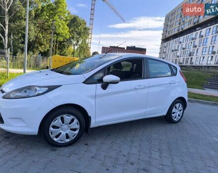 Білий Форд Фієста, об'ємом двигуна 1.24 л та пробігом 116 тис. км за 5500 $, фото 12 на Automoto.ua