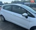 Білий Форд Фієста, об'ємом двигуна 1.39 л та пробігом 93 тис. км за 7299 $, фото 6 на Automoto.ua