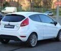 Білий Форд Фієста, об'ємом двигуна 1.2 л та пробігом 215 тис. км за 5500 $, фото 5 на Automoto.ua