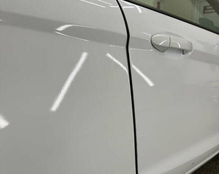 Белый Форд Фиеста, объемом двигателя 1.24 л и пробегом 158 тыс. км за 5200 $, фото 7 на Automoto.ua