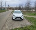Белый Форд Фиеста, объемом двигателя 1.6 л и пробегом 200 тыс. км за 4500 $, фото 1 на Automoto.ua