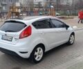 Білий Форд Фієста, об'ємом двигуна 1.4 л та пробігом 131 тис. км за 7000 $, фото 5 на Automoto.ua